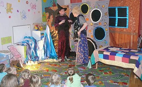 Przedstawienie teatralne Calineczka